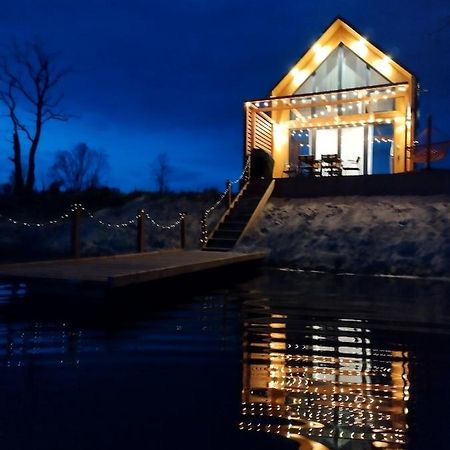 Domino - Domek Nad Jeziorem Bieniowice Ngoại thất bức ảnh